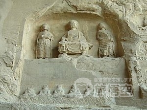 鞏県石窟寺